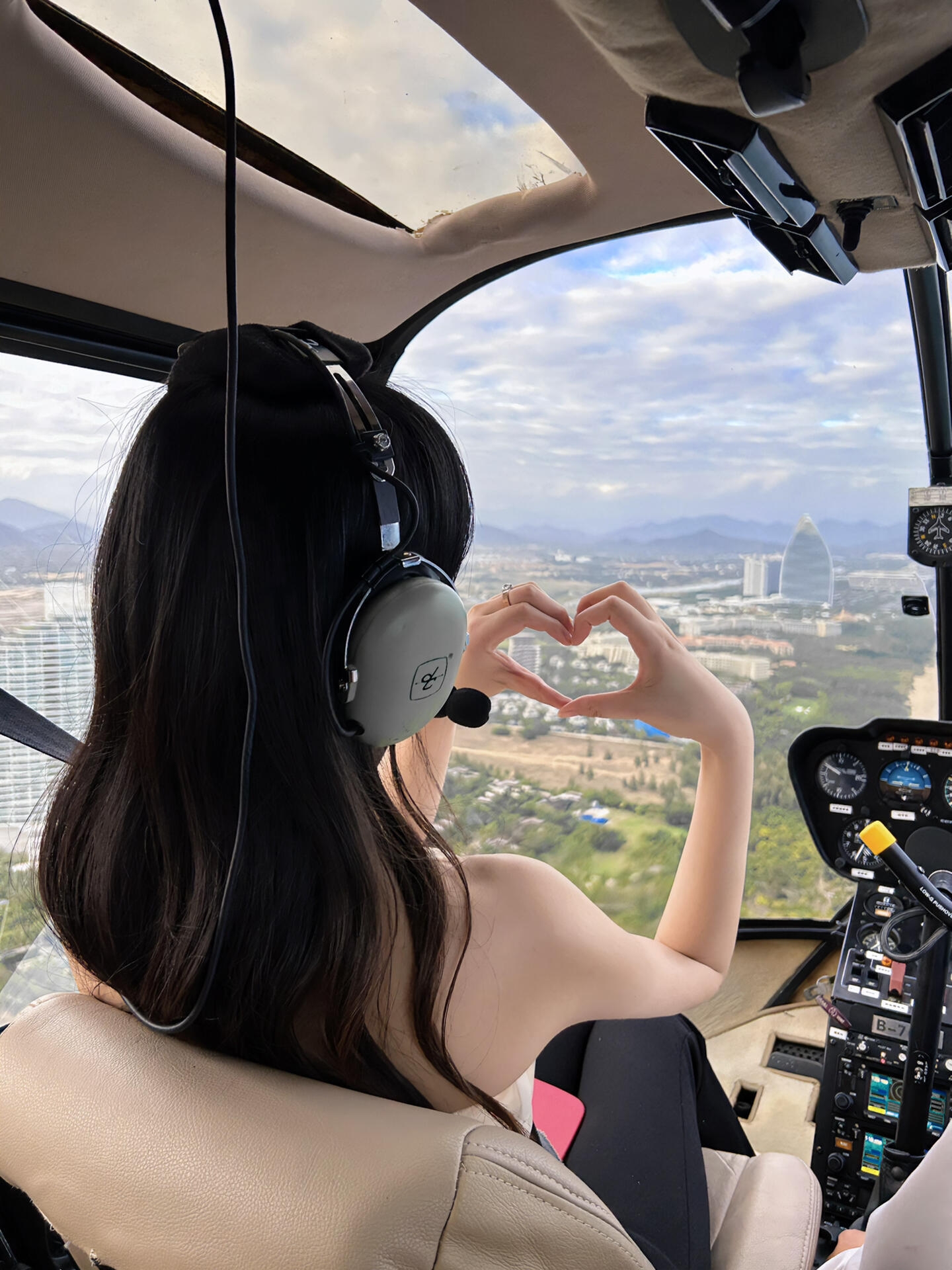 三亚｜海边的小直升机✈️！🌈